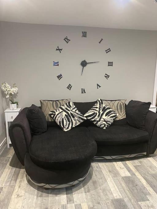 Rivendell Modern 2 Bedroom Apartment In St Peters Village Sleeps 6 Broadstairs Kültér fotó